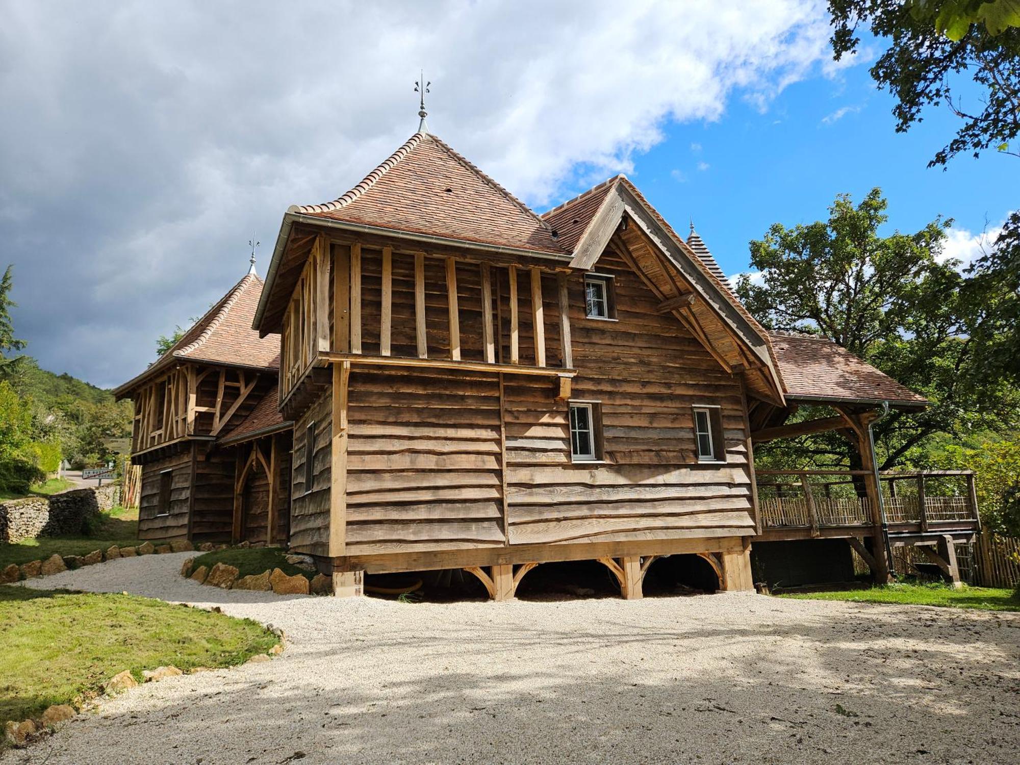 Gite Du Chateau Du Clos Voucheot, Grand Spa De Nage La Bussière-sur-Ouche Exterior foto